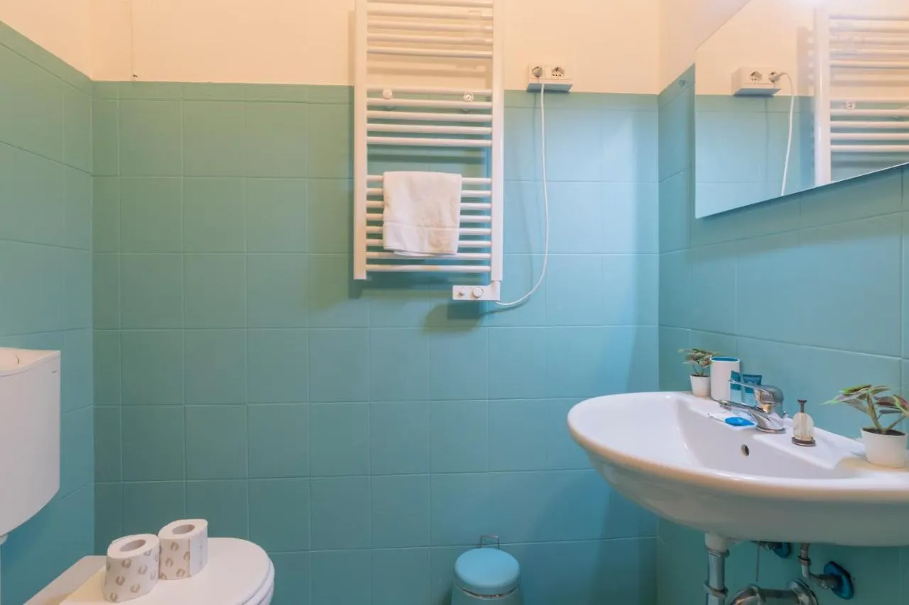 מילאנו I Host Apartment - Chavez 2